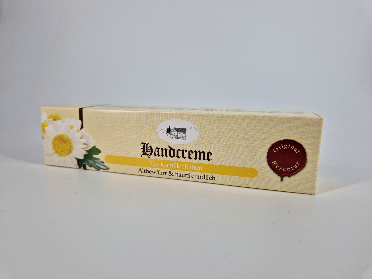 Handcreme mit Kamillenblüten